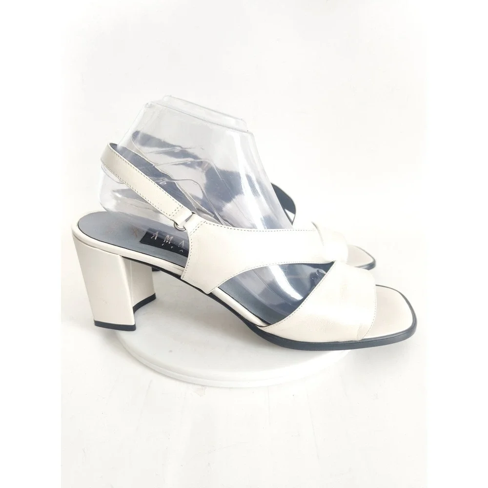 Amalfi Sandals 10 90s Slingback‎ Cream Leather Square Toe Block Heel Italy Vtg